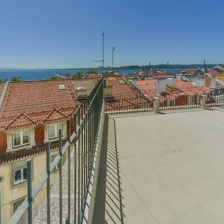 Lovelystay - Chiado 3bedroom Secret Lejlighed *