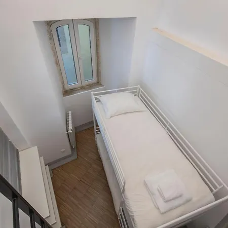 Διαμέρισμα Lovelystay - Chiado 3bedroom Secret *
